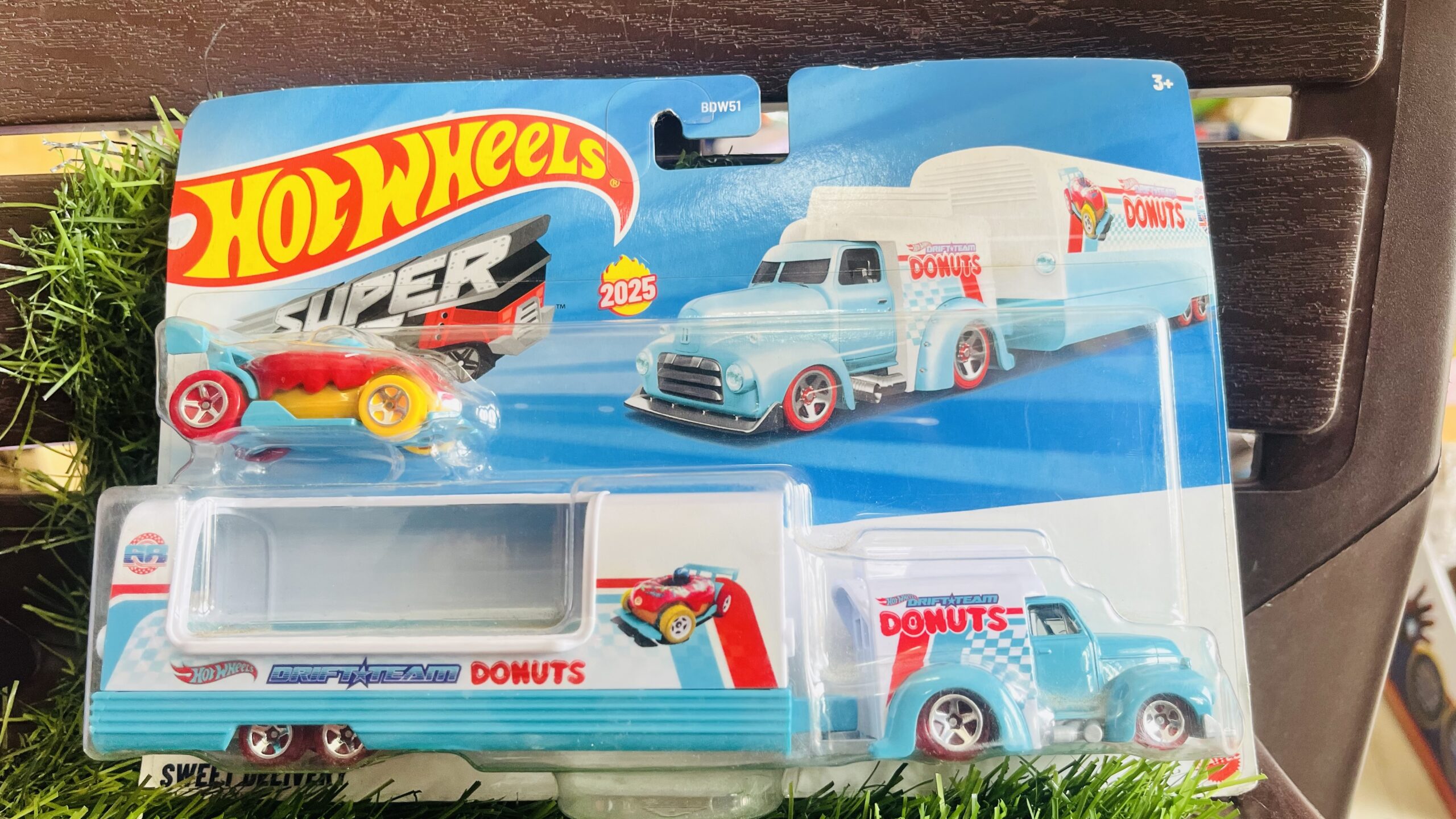 sweet delivery hotwheels truck sweet delivery hotwheels truck